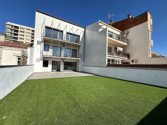 Foto 1 de Venta de piso en Vallparadís de 3 habitaciones con terraza y jardín
