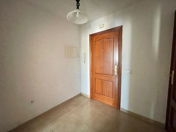 Foto 2 de Piso en venta en Alhaurín el Grande de 3 habitaciones con balcón y ascensor