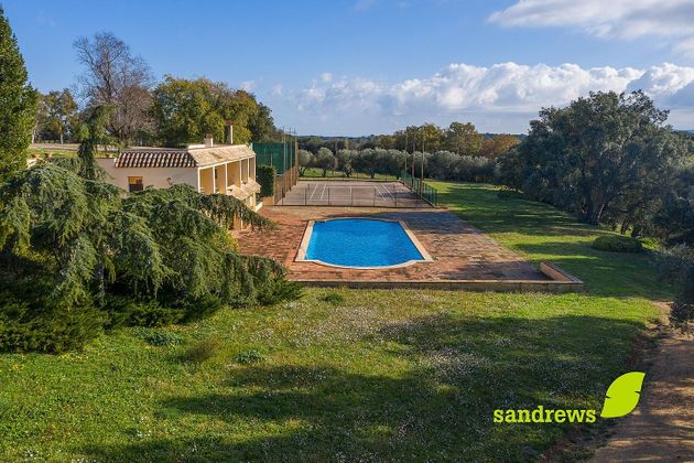 Foto 2 de Casa rural en venda a Cruïlles de 7 habitacions amb terrassa i piscina