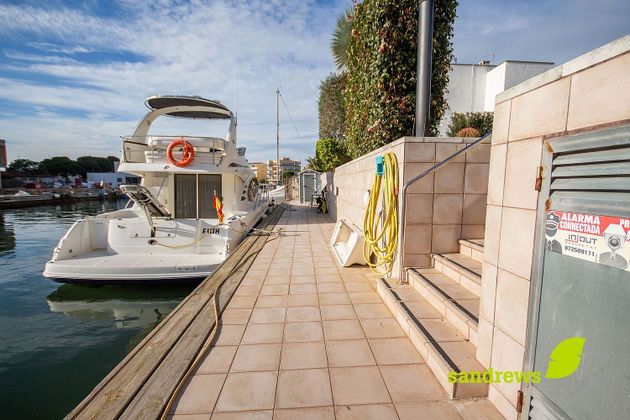 Foto 2 de Venta de chalet en Santa Margarida de 5 habitaciones con terraza y piscina