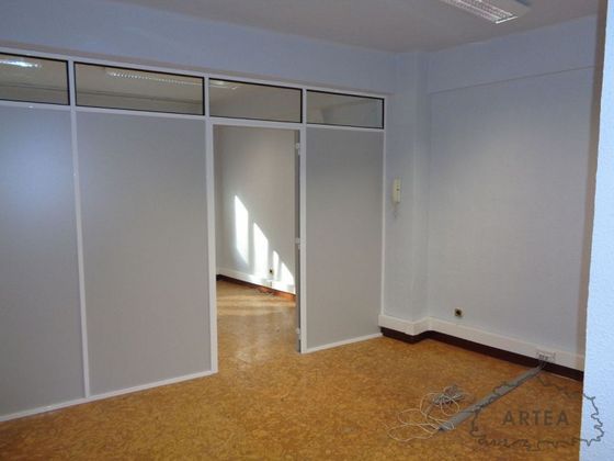 Foto 2 de Alquiler de oficina en calle Aurrekoetxea de 80 m²