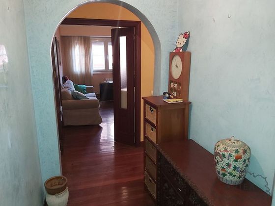 Foto 2 de Piso en venta en Santutxu de 3 habitaciones con terraza y calefacción