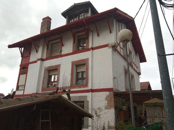 Foto 1 de Casa en venda a Begoña de 9 habitacions amb terrassa i jardí