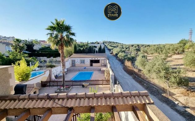 Foto 1 de Xalet en venda a Guardia de Jaén (La) de 4 habitacions amb terrassa i piscina