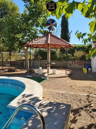 Foto 2 de Chalet en venta en Albanchez de Mágina de 4 habitaciones con terraza y piscina