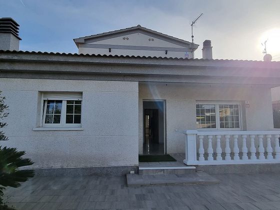 Foto 1 de Xalet en venda a Calafell Parc - Mas Romeu de 4 habitacions amb terrassa i piscina