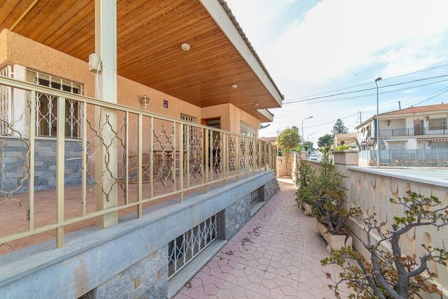 Foto 2 de Venta de chalet en Santiago de la Ribera de 6 habitaciones con terraza y piscina