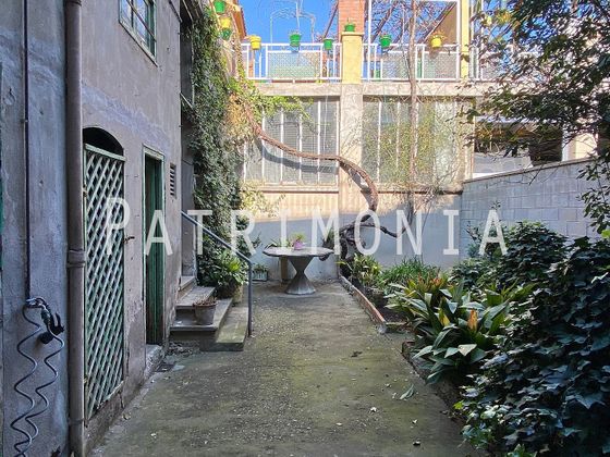 Foto 2 de Casa en venda a Centre - Prat de Llobregat, El de 3 habitacions amb terrassa i jardí