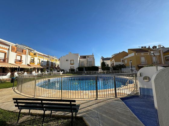 Foto 2 de Casa en venda a El Tomillar de 3 habitacions amb terrassa i piscina