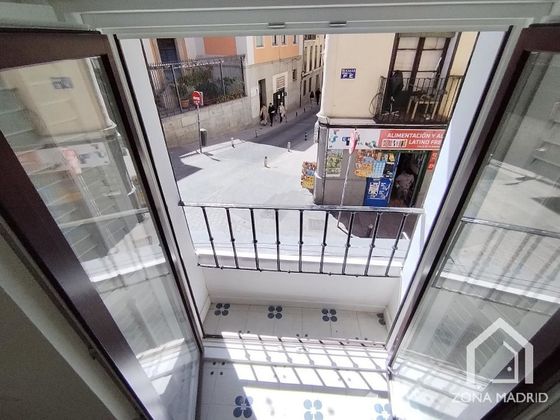 Foto 2 de Pis en venda a Embajadores - Lavapiés de 1 habitació amb balcó i aire acondicionat