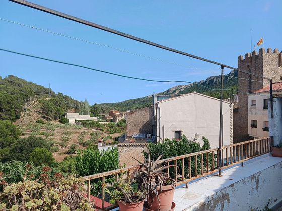 Foto 2 de Casa adossada en venda a Vandellòs de 4 habitacions amb terrassa i garatge