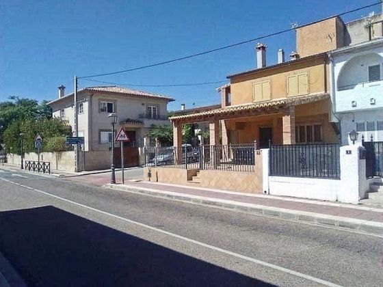 Foto 1 de Casa adosada en venta en Algimia de Alfara de 4 habitaciones con terraza y balcón