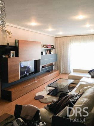 Foto 2 de Piso en venta en San Pablo - Santa Teresa de 3 habitaciones con garaje y aire acondicionado