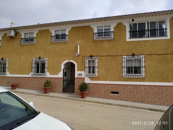 Foto 2 de Xalet en venda a Peñas de San Pedro de 5 habitacions amb terrassa i jardí