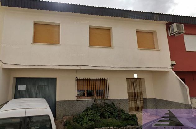 Foto 1 de Casa en venda a Puebla de Almoradiel (La) de 3 habitacions i 178 m²