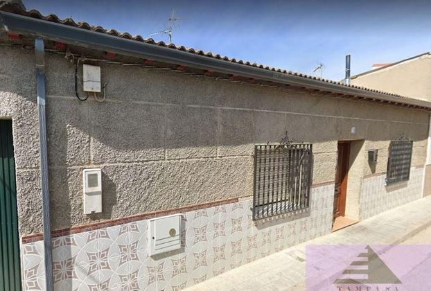 Foto 2 de Casa en venda a Puebla de Almoradiel (La) de 3 habitacions i 105 m²