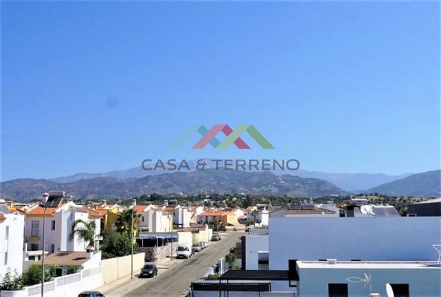 Foto 1 de Casa en venda a Camino Algarrobo - Las Arenas de 7 habitacions amb terrassa i jardí