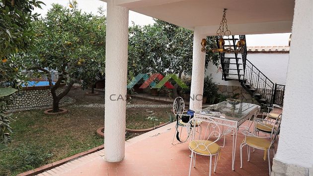 Foto 1 de Venta de casa en Camino Algarrobo - Las Arenas de 3 habitaciones con terraza y piscina