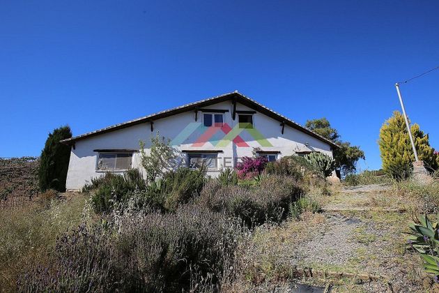 Foto 2 de Casa en venta en Benajarafe – Almayate de 4 habitaciones con terraza y jardín