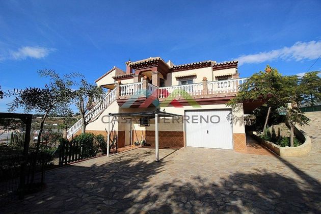 Foto 1 de Casa en venta en Algarrobo-Costa de 3 habitaciones con terraza y garaje