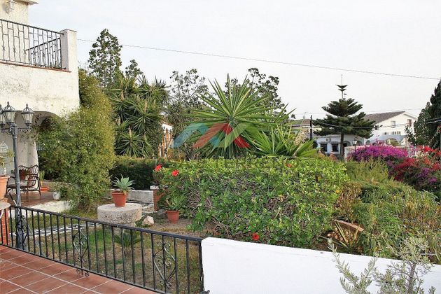 Foto 2 de Venta de casa en Caleta de Vélez de 8 habitaciones con terraza y piscina