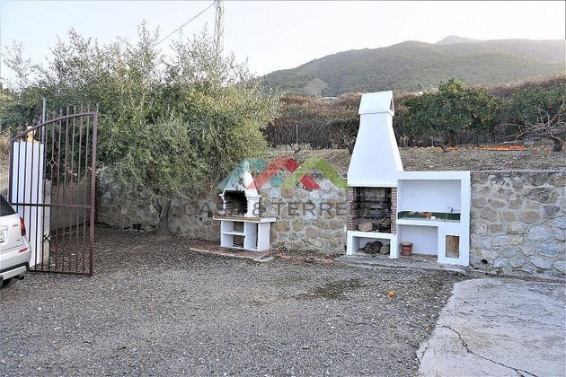 Foto 2 de Casa rural en venda a Alcaucín de 3 habitacions amb terrassa i garatge