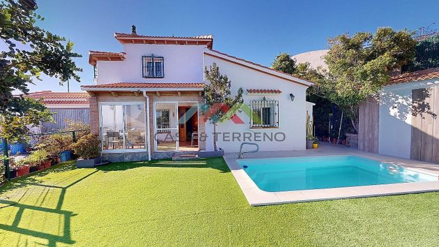 Foto 2 de Casa en venta en Arenas de 5 habitaciones con terraza y piscina