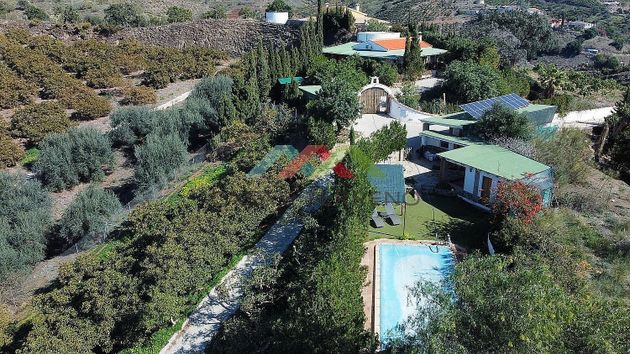 Foto 2 de Casa rural en venda a Chilches – Cajiz de 1 habitació amb terrassa i piscina