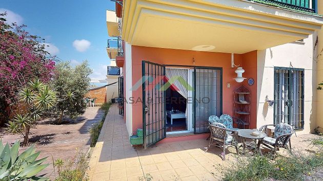 Foto 2 de Piso en venta en Centro - Vélez-Málaga de 3 habitaciones con terraza y piscina