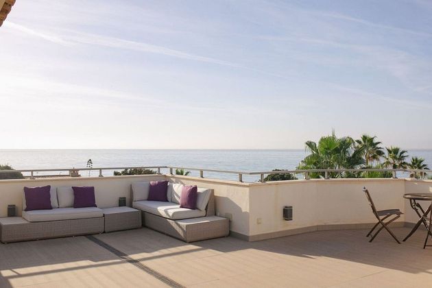 Foto 1 de Xalet en venda a Elviria de 5 habitacions amb terrassa i piscina