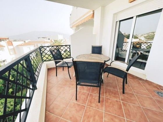 Foto 2 de Piso en venta en El Faro de Calaburra - Chaparral de 2 habitaciones con terraza y piscina