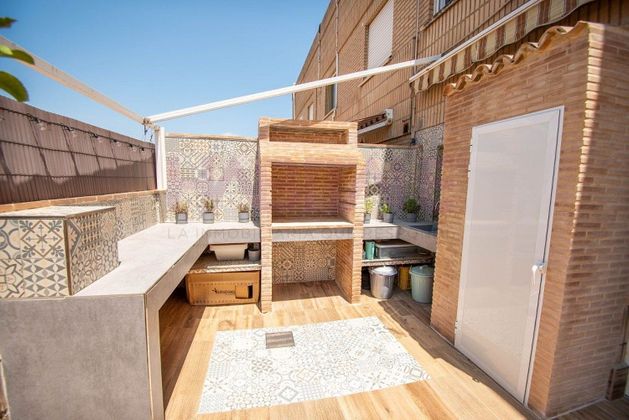 Foto 1 de Venta de dúplex en calle Buenavista de 3 habitaciones con terraza y aire acondicionado