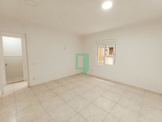 Foto 1 de Piso en venta en Centre - Eixample – Can Llobet – Can Serra de 3 habitaciones con ascensor