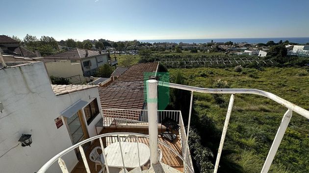 Foto 1 de Casa en venta en Premià de Mar de 5 habitaciones con terraza y piscina