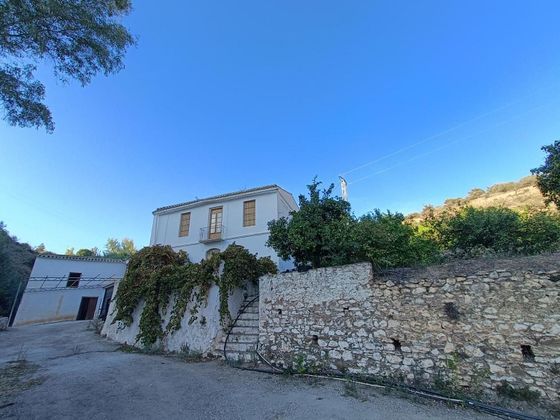 Foto 1 de Casa en venda a Riogordo de 6 habitacions amb terrassa i jardí