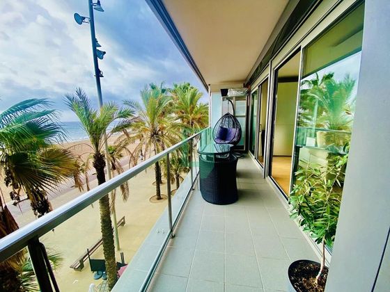 Foto 2 de Pis en venda a Centre - Badalona de 3 habitacions amb terrassa i piscina