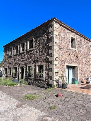 Foto 2 de Venta de casa en La Esperanza-Llano del Moro de 4 habitaciones con terraza y jardín