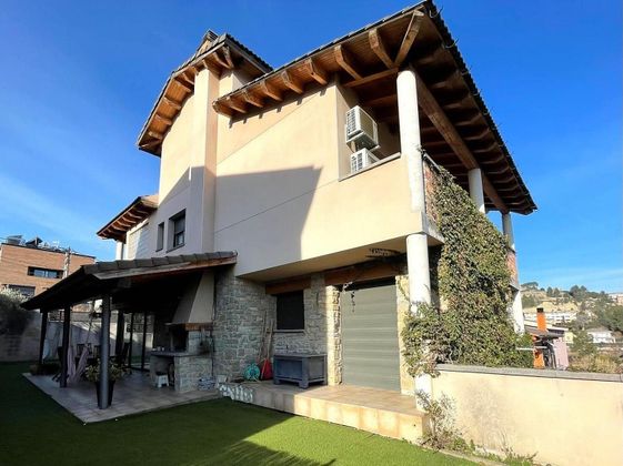 Foto 1 de Xalet en venda a Castellgalí de 5 habitacions amb terrassa i garatge