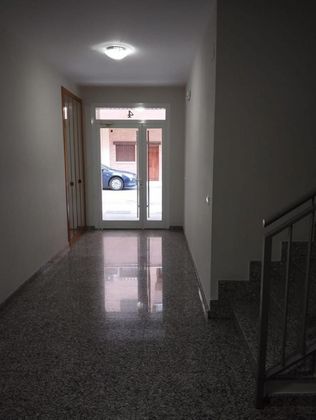 Foto 2 de Venta de piso en Lardero de 3 habitaciones con garaje y ascensor