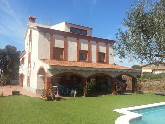 Foto 1 de Casa en venda a Castellnou de Bages de 6 habitacions amb terrassa i piscina