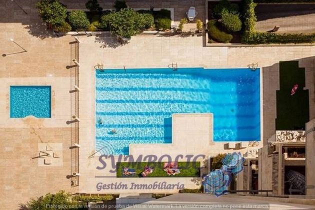 Foto 2 de Alquiler de ático en Bernabéu - Hispanoamérica de 3 habitaciones con terraza y piscina