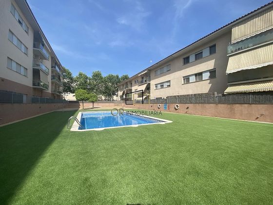 Foto 1 de Piso en venta en Santa Margarida i els Monjos de 3 habitaciones con terraza y piscina