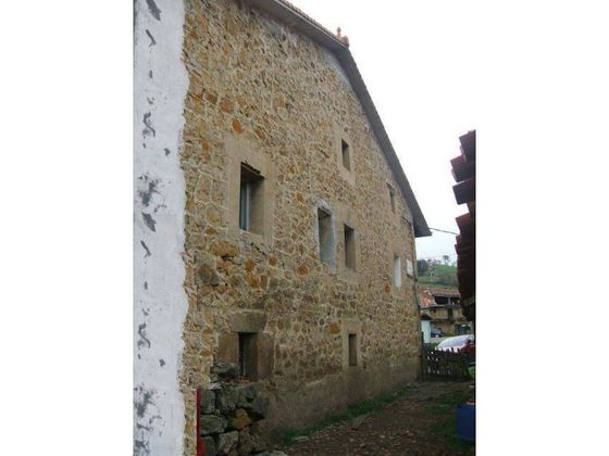 Foto 1 de Casa rural en venda a Carranza de 5 habitacions amb terrassa