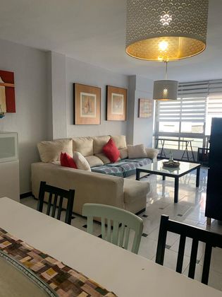 Foto 1 de Piso en alquiler en Suárez de 3 habitaciones con terraza y muebles