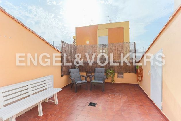 Foto 1 de Àtic en venda a Ayuntamiento - Centro de 2 habitacions amb terrassa i garatge