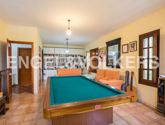 Foto 1 de Chalet en venta en Beniarjó de 8 habitaciones con terraza y piscina