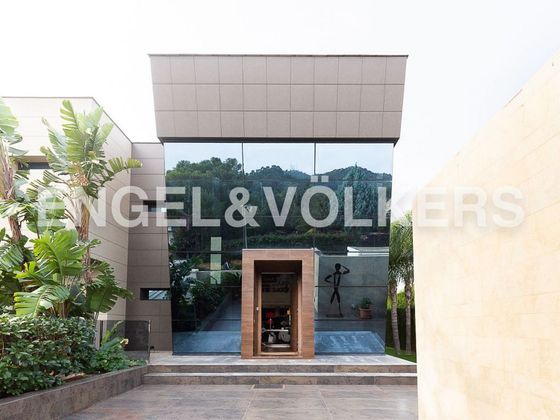 Foto 2 de Xalet en venda a Los Monasterios-Alfinach de 4 habitacions amb terrassa i piscina