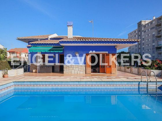 Foto 1 de Xalet en venda a Canet d´En Berenguer de 4 habitacions amb piscina i jardí