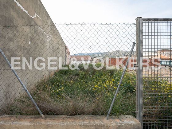 Foto 2 de Venta de terreno en Pedralba de 79 m²