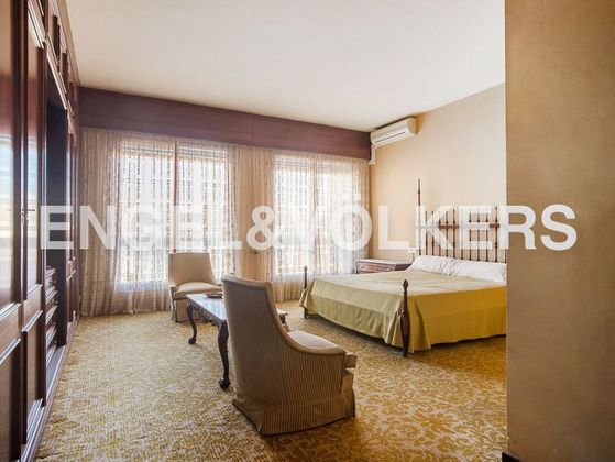 Foto 2 de Piso en venta en Centro - Villarreal de 4 habitaciones con terraza y balcón
